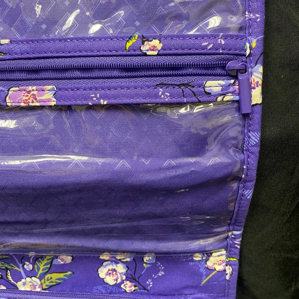 Vera Bradley Hanging Travel Organizer. New, Without Tags. - Picture 4 of 10